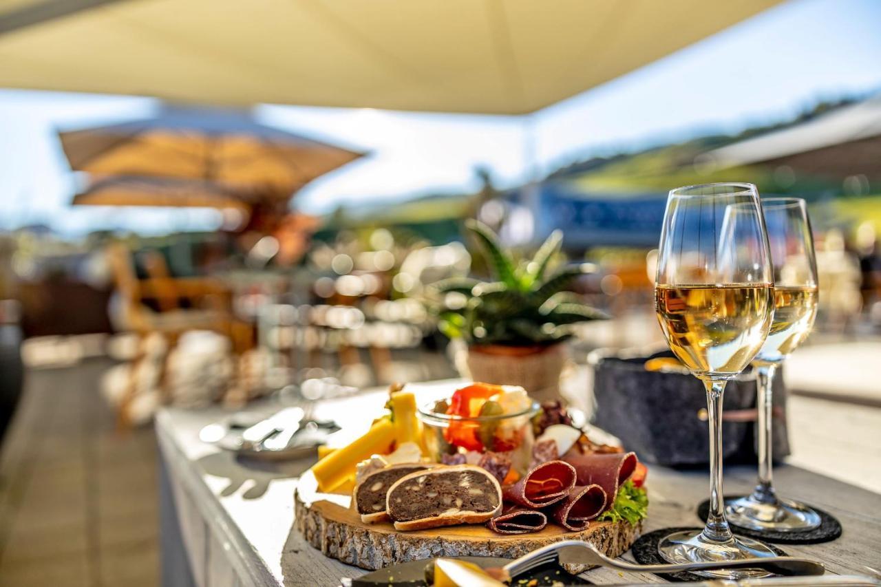 Boutique Hotel Pellas Vella ภายนอก รูปภาพ